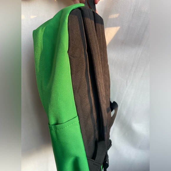 Vaschy Ultralight New Green Backpack - Picture 3 of 7